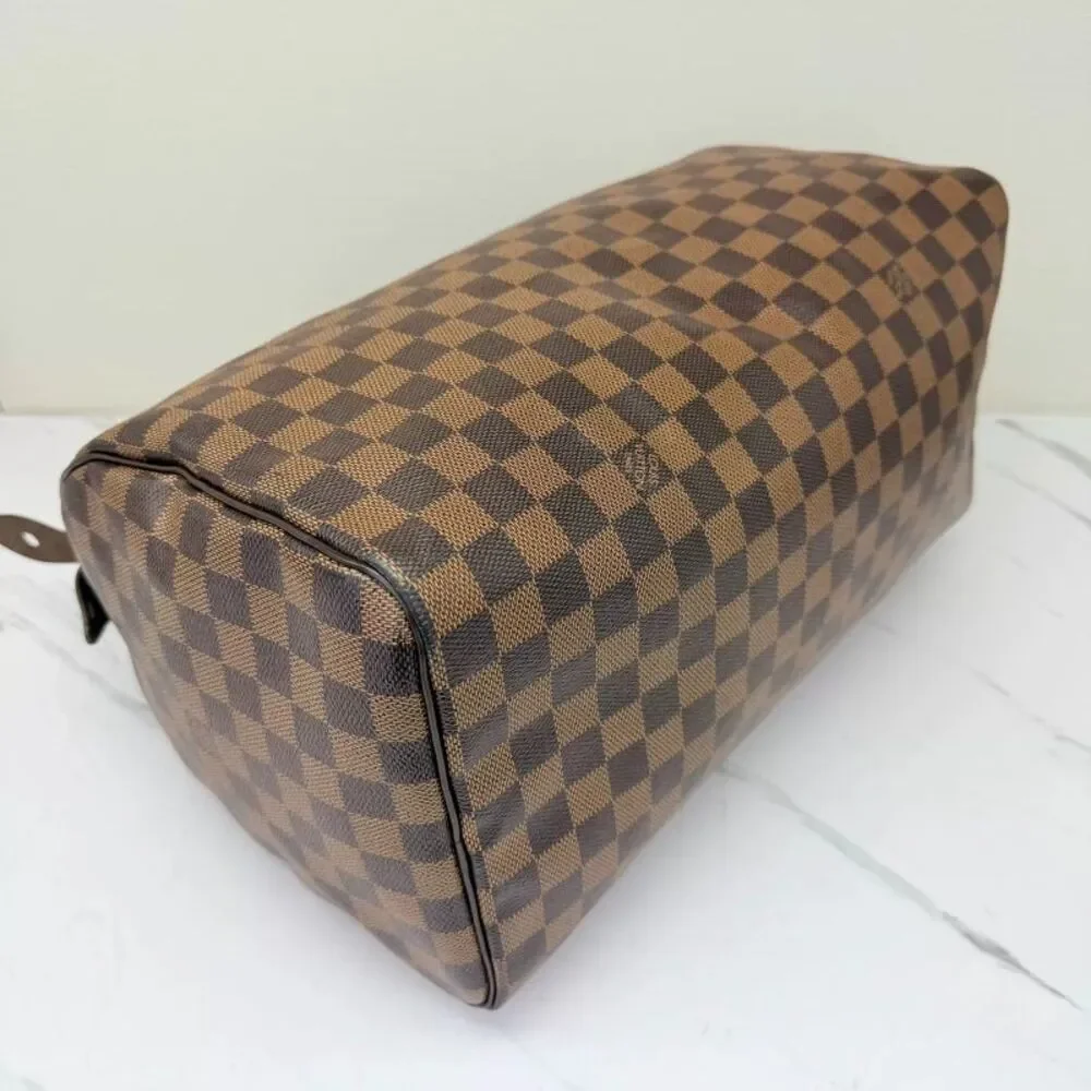 Louis Vuitton Women Pre-Loved Bag Very Good Condition